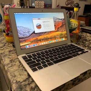 MacBook Air Great Condition High Sierra ready for new Owner